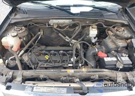 2011 Ford Escape Xlt z USA, uszkodzony, nr VIN 1FMCU0D76BKB95212